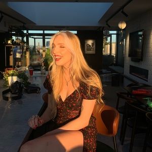 Meet your Posher, Abbie